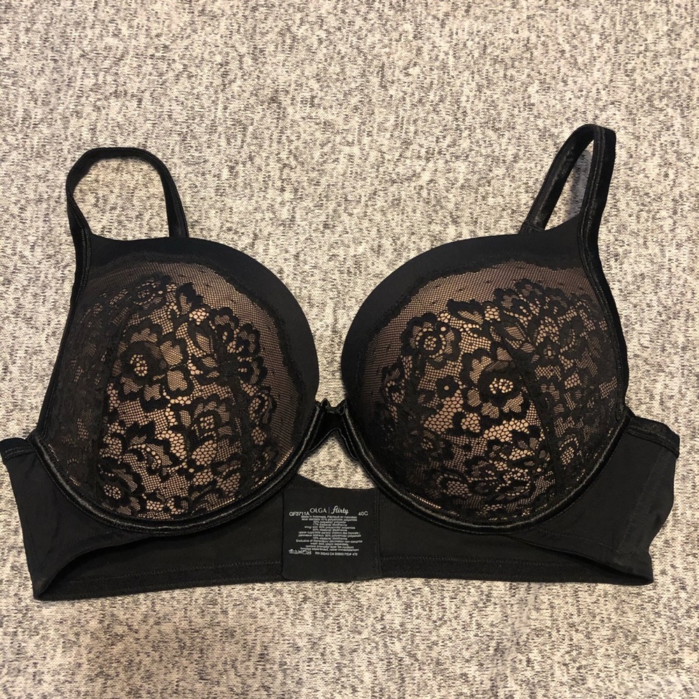 Olga black bra 💫